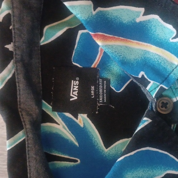 Vans Shirt Mens Large Blue Button Short Sleeve Hawaiian Athletic Leisure Golf - Picture 2 of 8